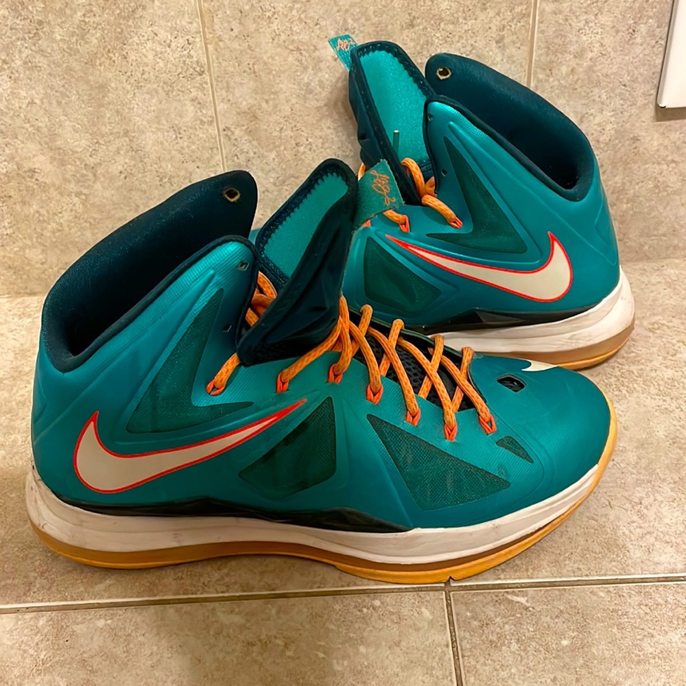 Nike Lebron 10 “Miami Dolphins”